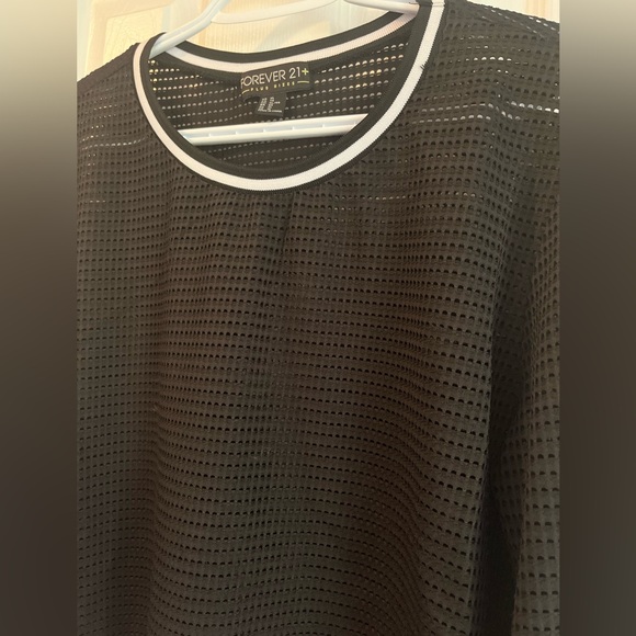 Forever 21 Plus | Mesh Top - Picture 2 of 6